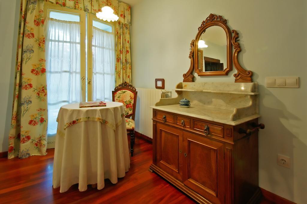 Casa Grande De Trives Bed & Breakfast Puebla de Trives Room photo