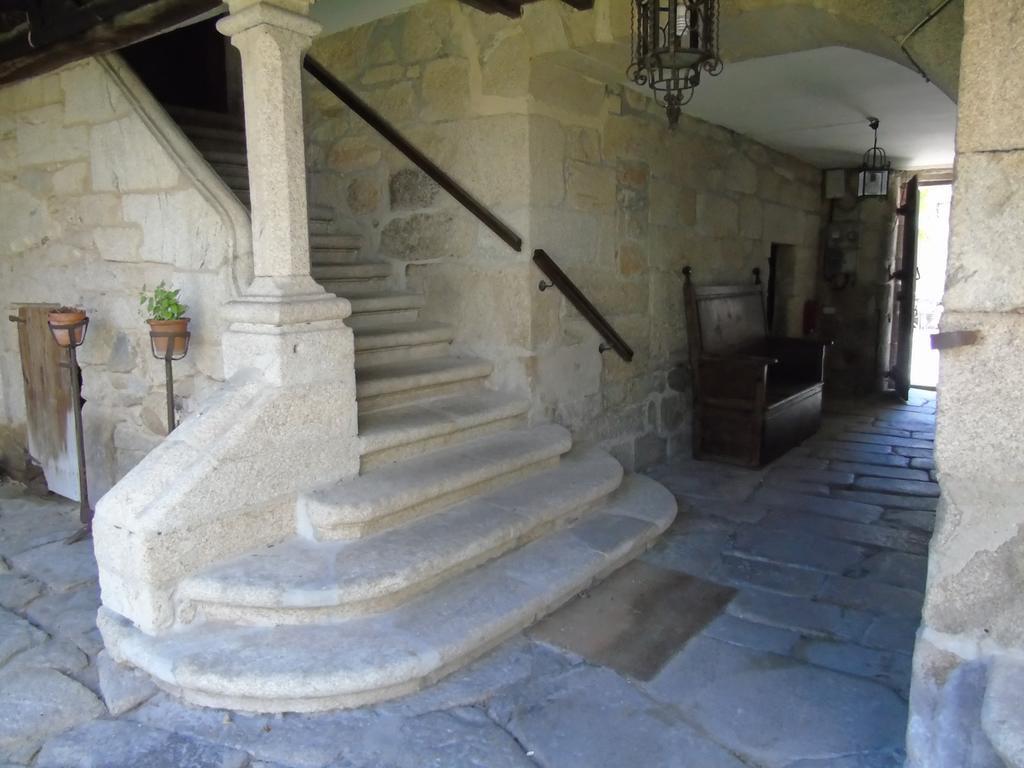 Casa Grande De Trives Bed & Breakfast Puebla de Trives Exterior photo